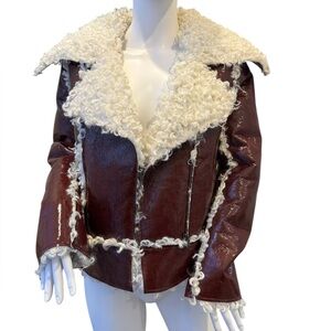 Chic Burgundy Teddy lined Jacket size EU 34 (US 4)